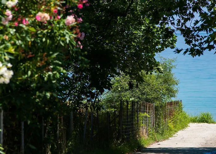 Kapsogeorgis Kínira