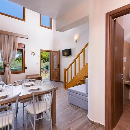 Kapsogeorgis * كوينيرا